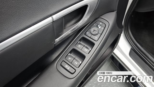 Hyundai Sonata 2022 — photo 12