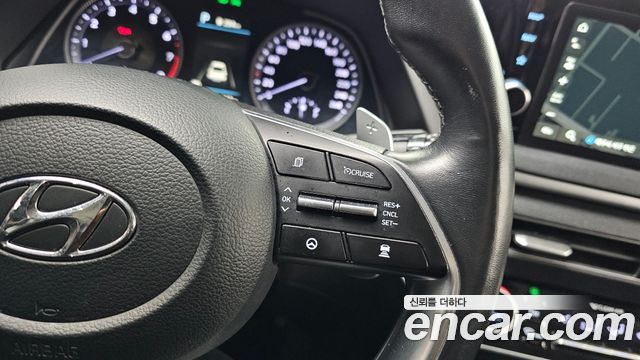 Hyundai Sonata 2022 — photo 20