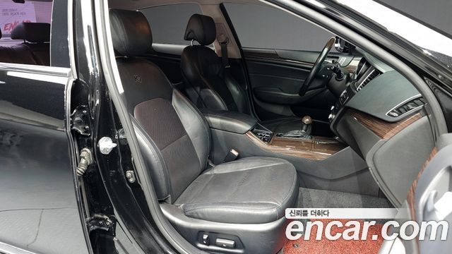 Kia K7 2016 — photo 10