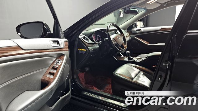 Kia K7 2016 — photo 12