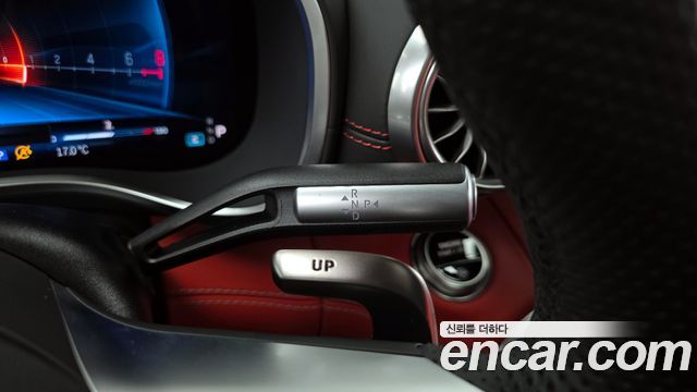 Mercedes-Benz AMG GT 2025 — photo 9