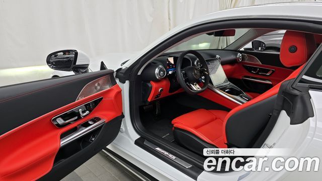 Mercedes-Benz AMG GT 2025 — photo 10