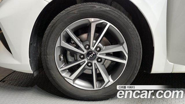 Kia K3 2024 — photo 5