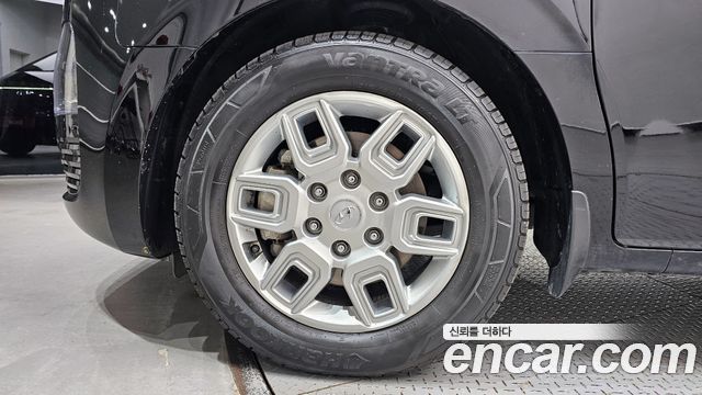 Hyundai Staria 2023 — photo 5
