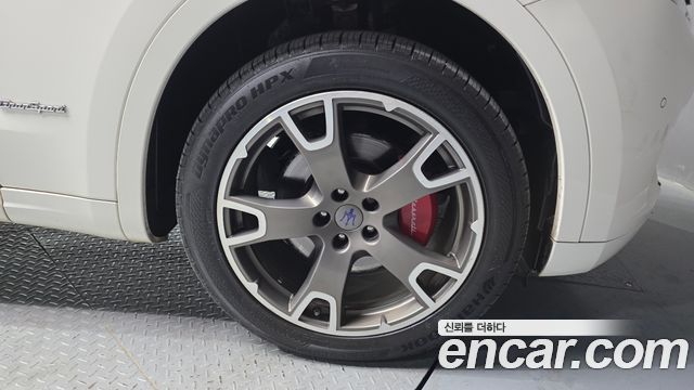 Maserati Levante 2018 — photo 5