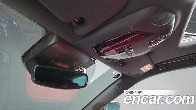Maserati Levante 2018 — photo 17