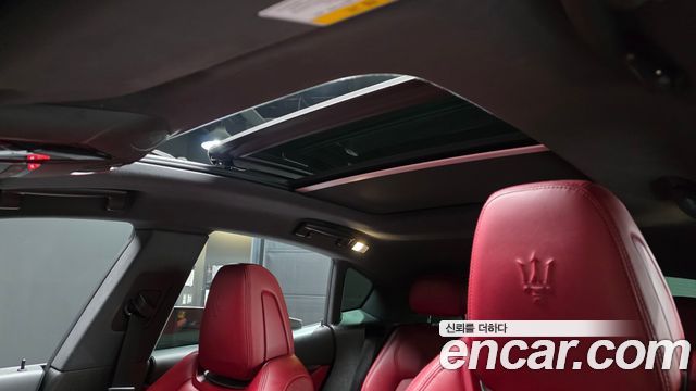 Maserati Levante 2018 — photo 18