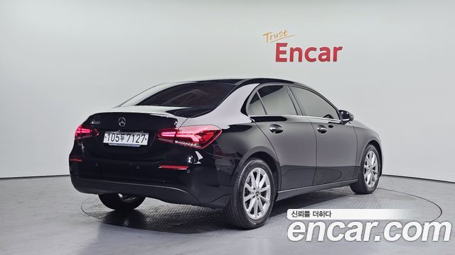 Mercedes-Benz A-Class 2020 — photo 2