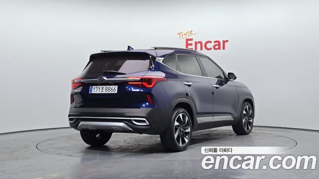 Kia Seltos 2022 — photo 2