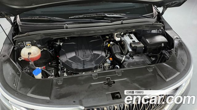 Kia Canival 2021 — photo 6