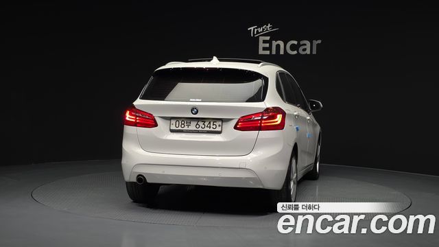 BMW 2-Series 2018 — photo 4