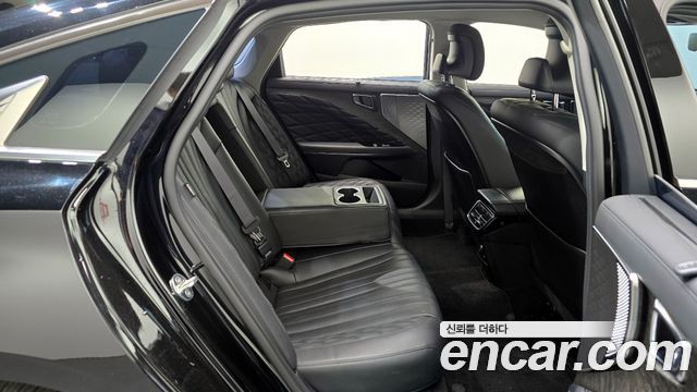 Kia K8 2022 — photo 12