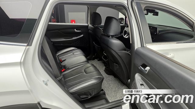 Hyundai Santafe 2019 — photo 12