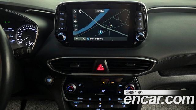 Hyundai Santafe 2019 — photo 14