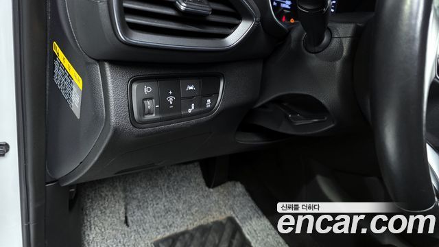 Hyundai Santafe 2019 — photo 17
