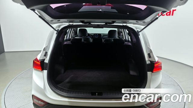 Hyundai Santafe 2019 — photo 20