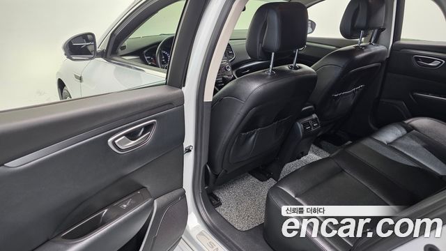 Renault Korea SM6 2017 — photo 19