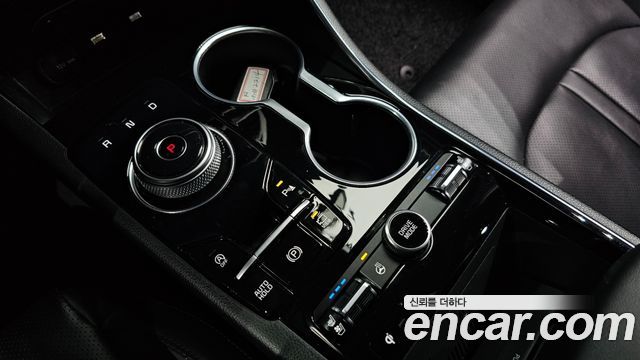Kia K5 2022 — photo 12