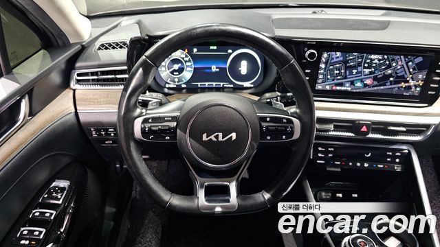 Kia K5 2022 — photo 19