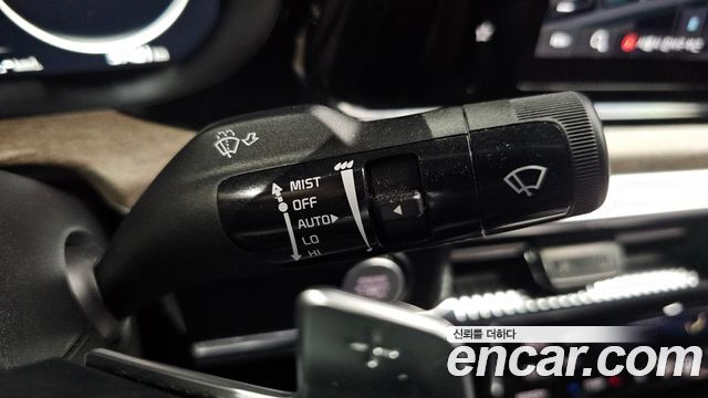 Kia K5 2022 — photo 23