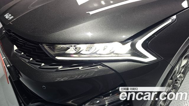 Kia K5 2022 — photo 8