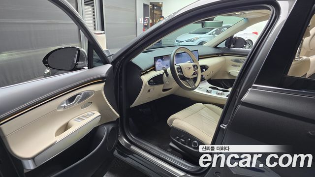 Genesis GV70 2025 — photo 13