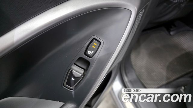 Hyundai Santafe 2015 — photo 25