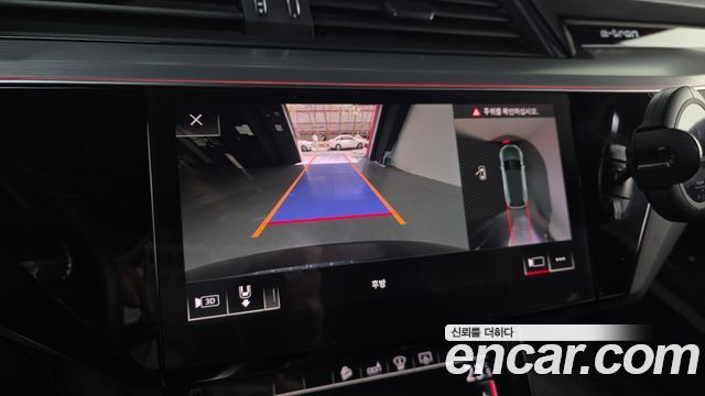 Audi e-tron 2020 — photo 15