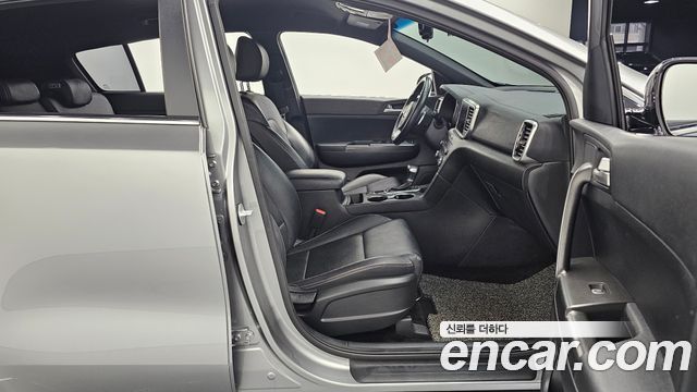 Kia Sportage 2019 — photo 11