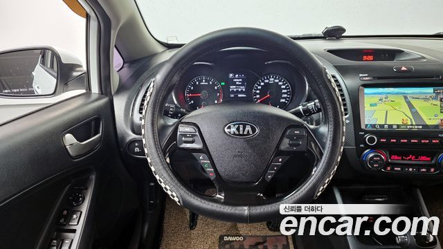 Kia K3 2017 — photo 13