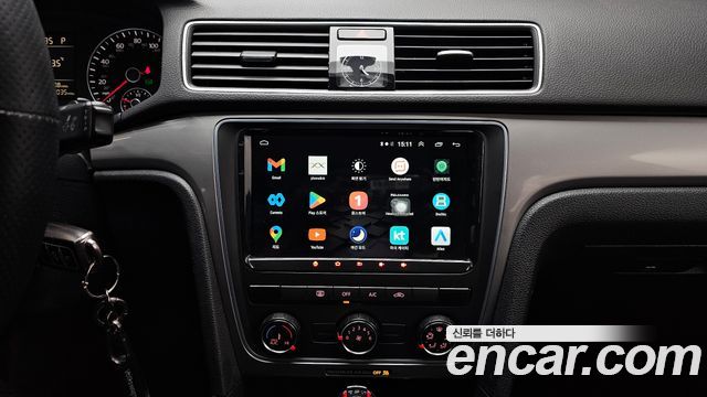 Volkswagen Passat 2013 — photo 14