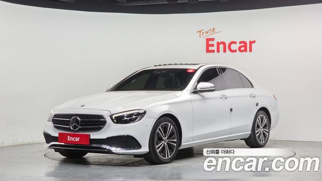 Mercedes-Benz E-Class 2021 — photo 1