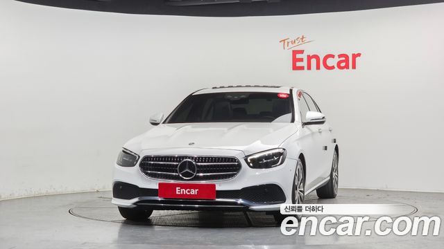 Mercedes-Benz E-Class 2021 — photo 3