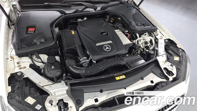 Mercedes-Benz E-Class 2021 — photo 6