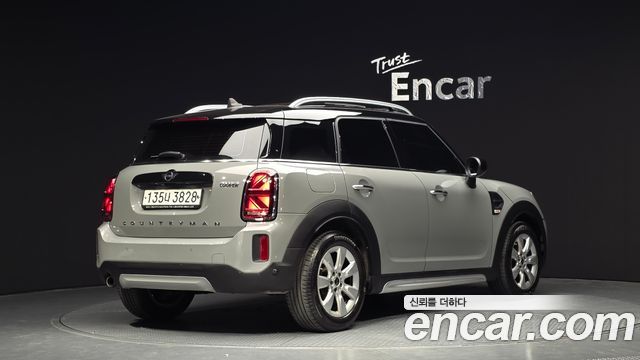 Mini Countryman 2021 — photo 2
