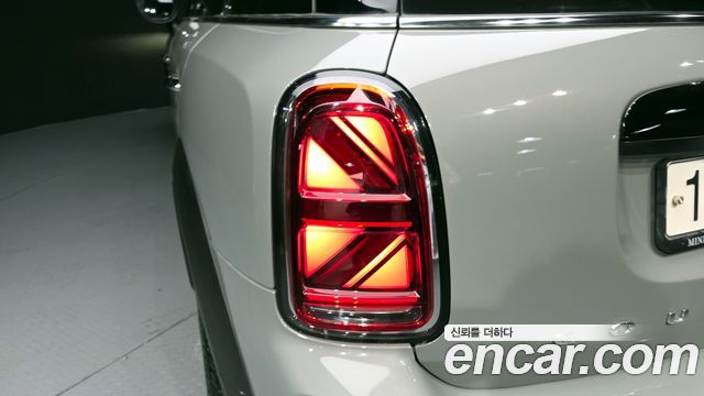 Mini Countryman 2021 — photo 9