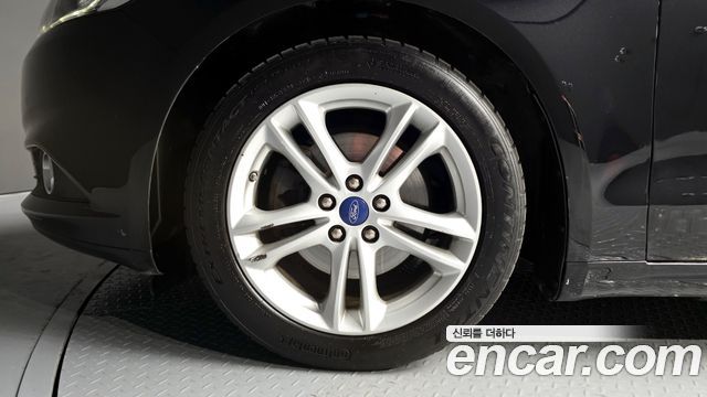 Ford Mondeo 2015 — photo 5