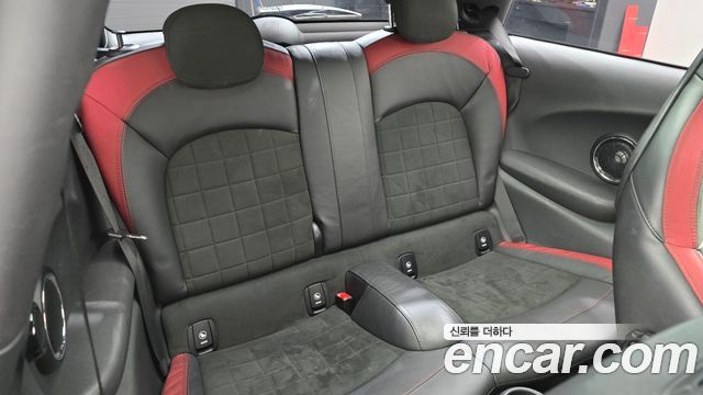 Mini Cooper 2015 — photo 11