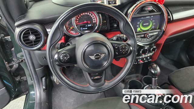 Mini Cooper 2015 — photo 13