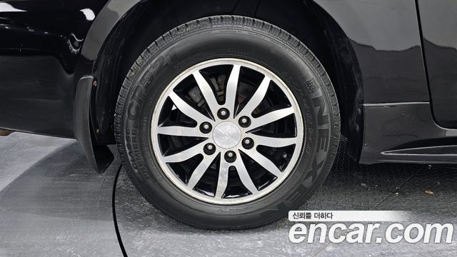 Kia Canival 2010 — photo 5