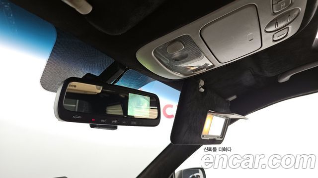 Kia Canival 2010 — photo 19