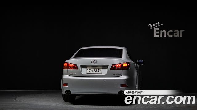 Lexus IS 2006 — photo 4