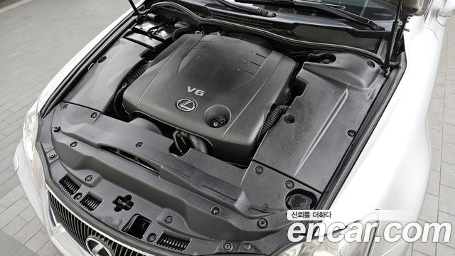 Lexus IS 2006 — photo 6