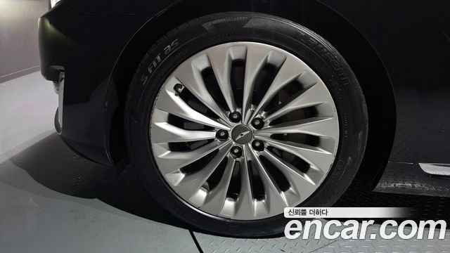 Genesis EQ900 2016 — photo 5