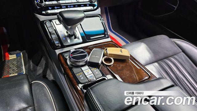 Genesis EQ900 2016 — photo 12
