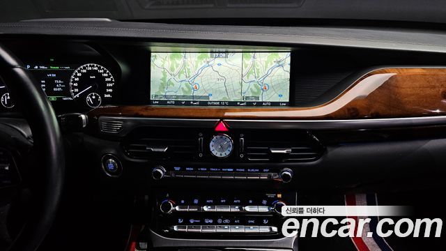 Genesis EQ900 2016 — photo 20