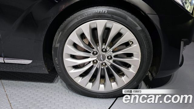 Genesis EQ900 2016 — photo 7