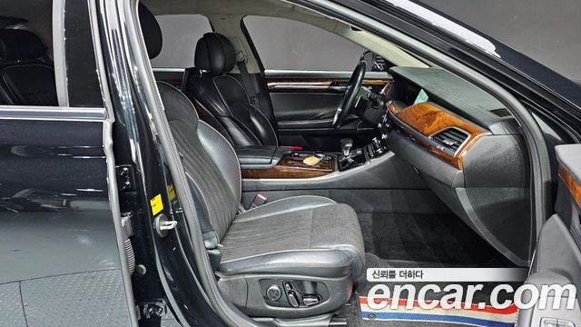 Genesis EQ900 2016 — photo 16