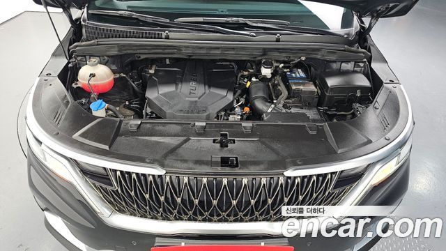 Kia Canival 2021 — photo 6