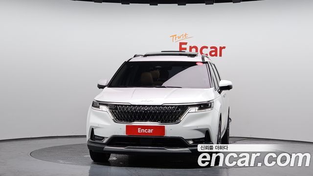 Kia Canival 2023 — photo 3